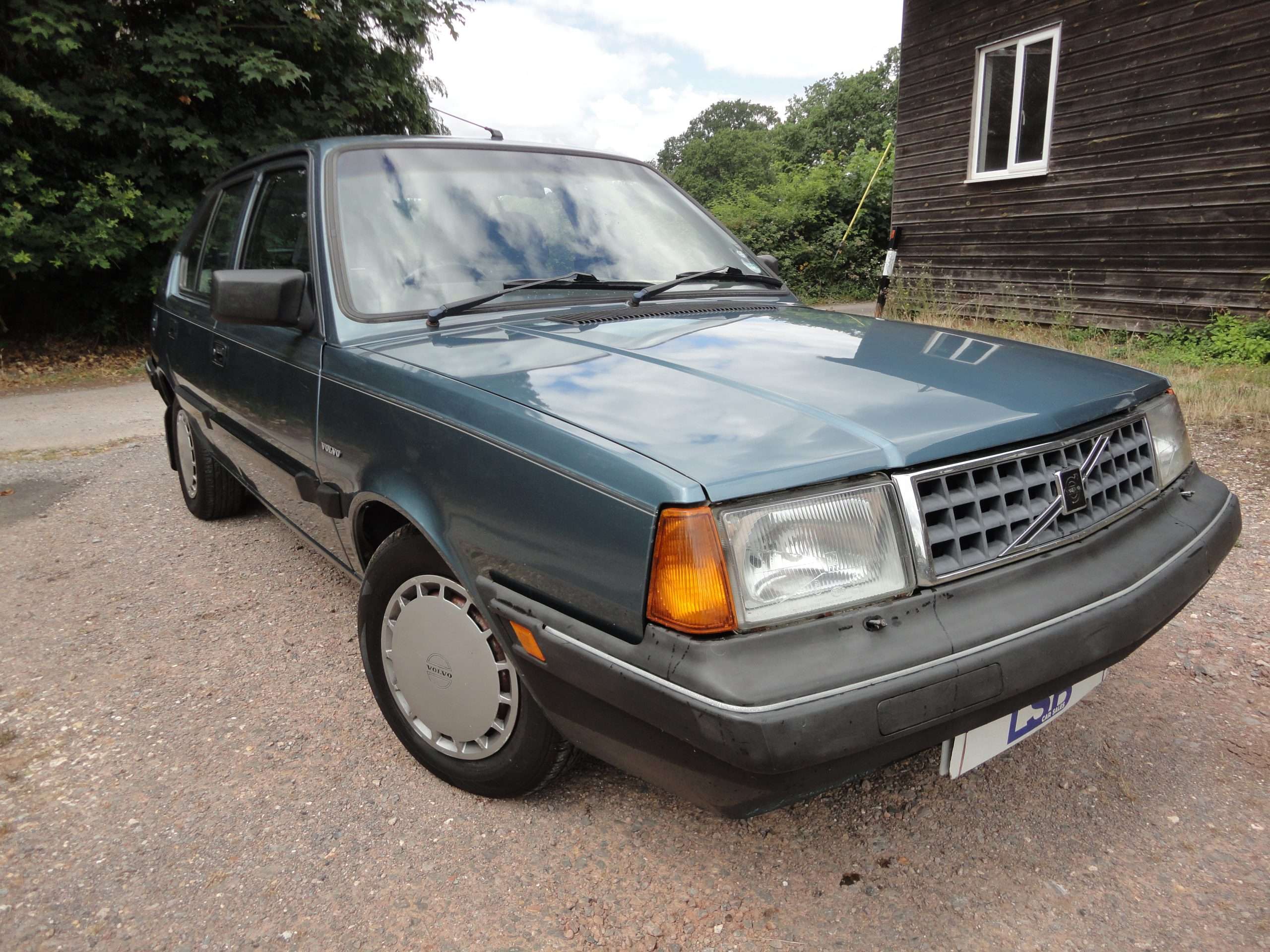 Volvo 340 1990